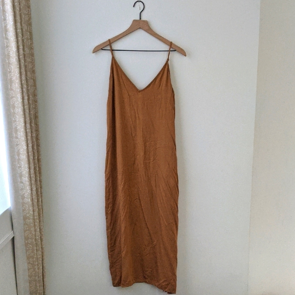 ❤️ Old Navy Women's Maxi Dress V Next Rust Colored Slit Leg Size L